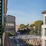 Deza Luxe Colosseum View 2br 2bt Modern Style Apartament