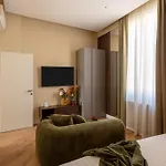 Deza Luxe Colosseum View 2br 2bt Modern Style *