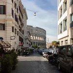 Apartment Deza Luxe Colosseum View 2br 2bt Modern Style *