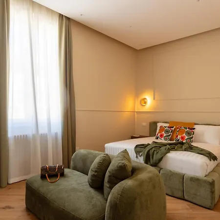 Deza Luxe Colosseum View 2br 2bt Modern Style Apartment *