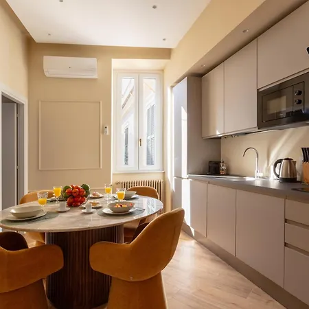 דירה Deza Luxe Colosseum View 2br 2bt Modern Style רומא