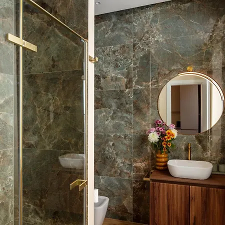 Deza Luxe Colosseum View 2br 2bt Modern Style דירה רומא