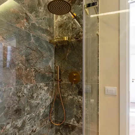 דירה Deza Luxe Colosseum View 2br 2bt Modern Style