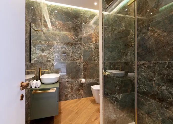 Deza Luxe Colosseum View 2br 2bt Modern Style * Rom